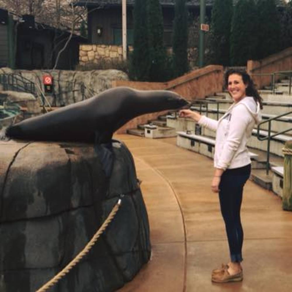 Meet your Posher, Jennifer